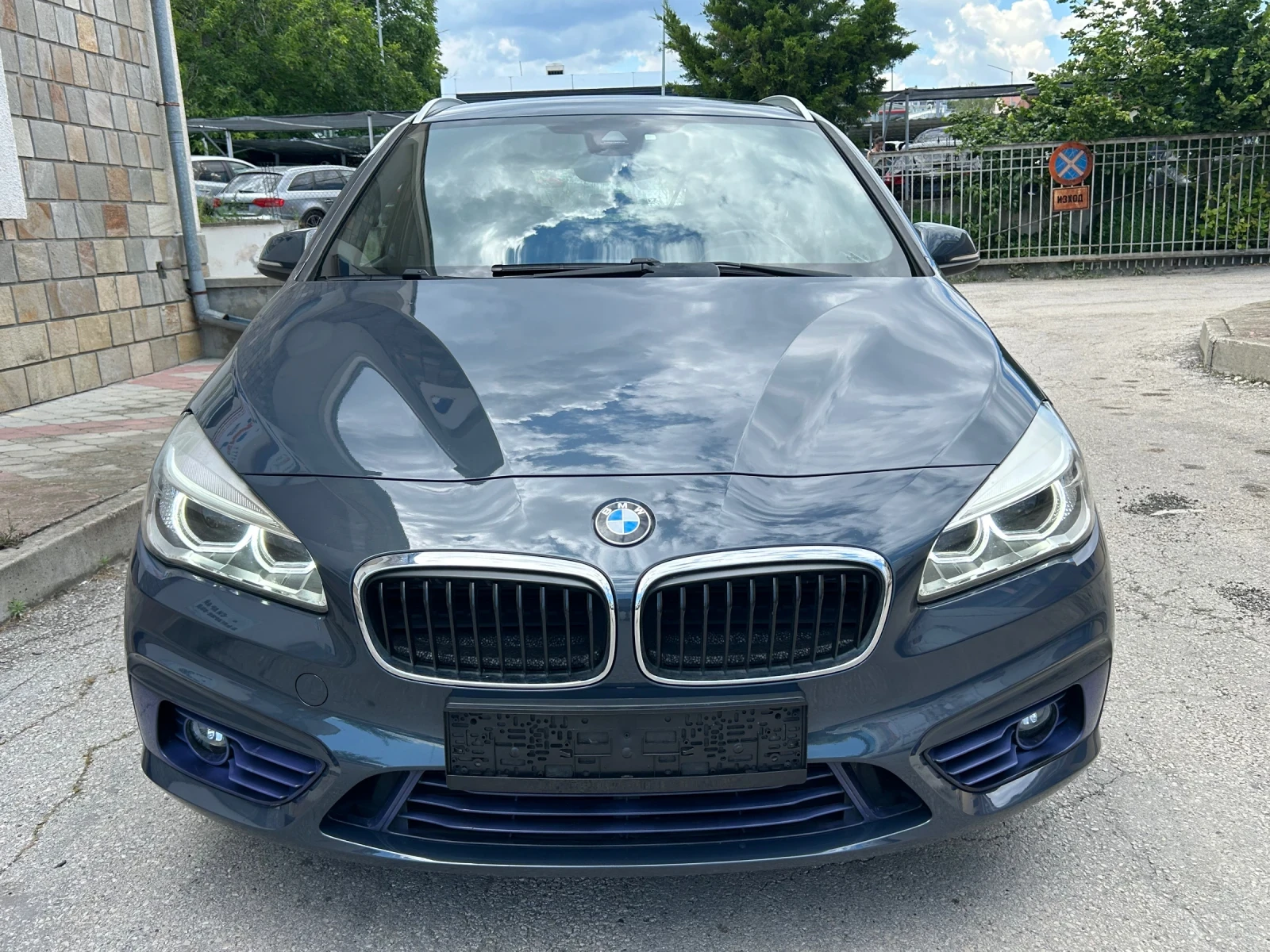BMW 218 2.0d 150k.c. FULL LED, снимка 2 - Автомобили и джипове - 55192234
