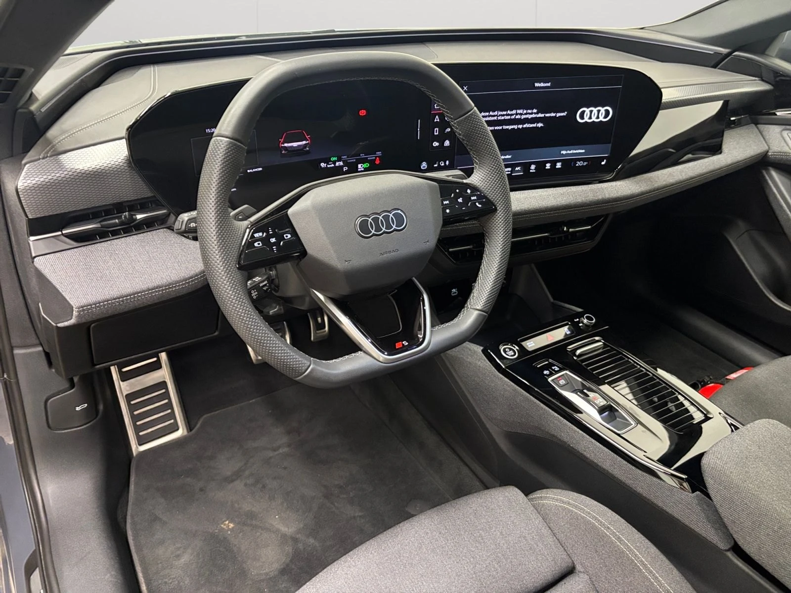 Audi A6 e-tron Corporate S-Line 83 kWh Pano 360Cam LED, снимка 7 - Автомобили и джипове - 56257191