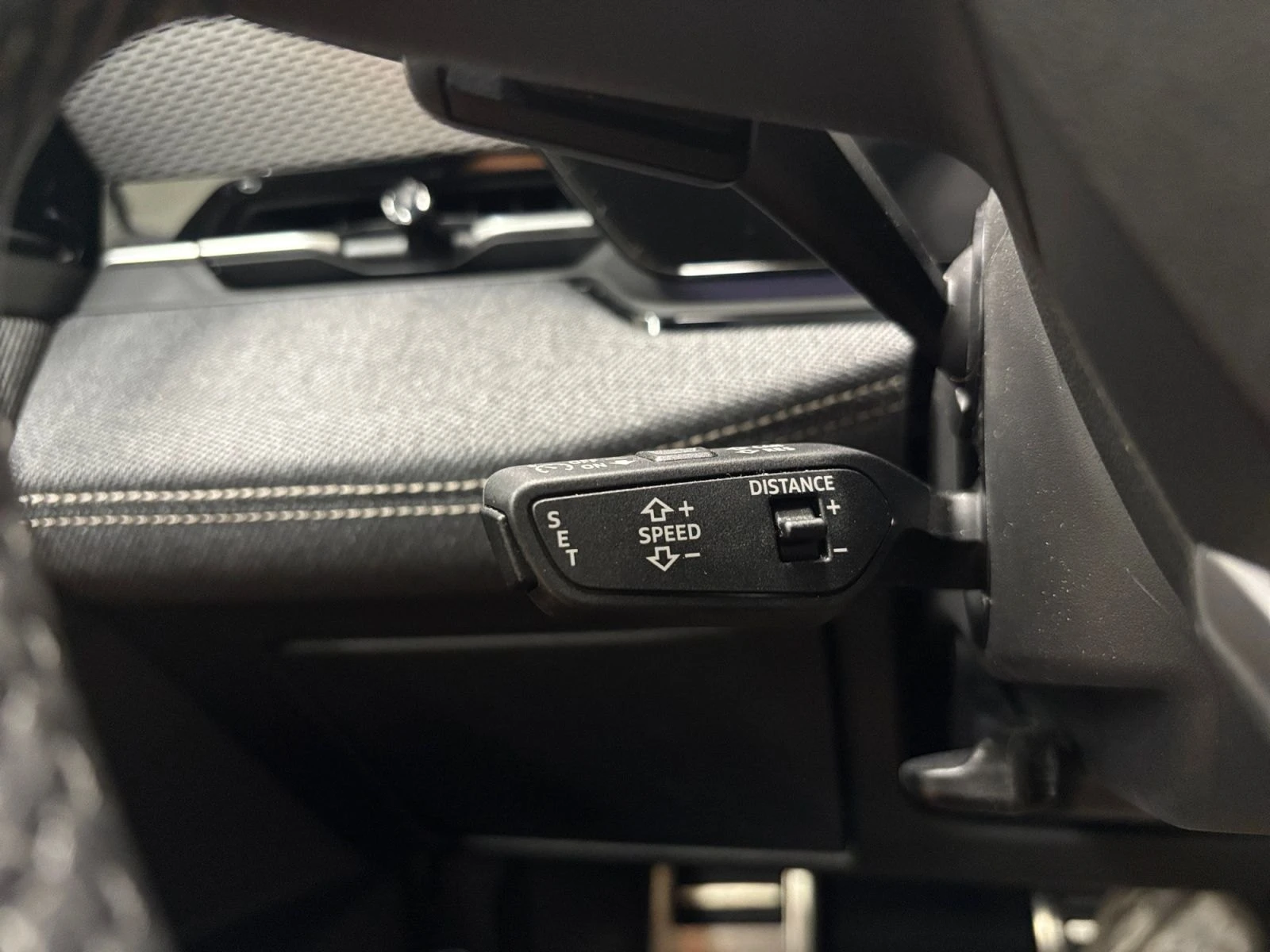 Audi A6 e-tron Corporate S-Line 83 kWh Pano 360Cam LED, снимка 15 - Автомобили и джипове - 56257191