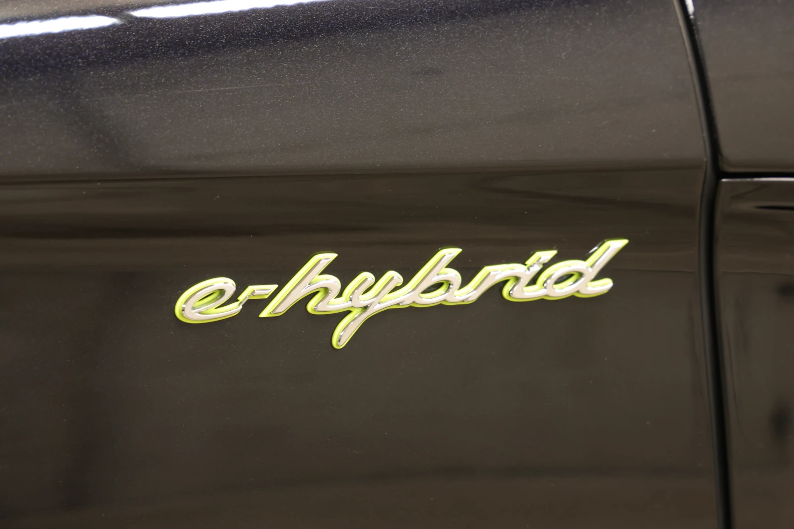 Porsche Panamera Turbo S E-Hybrid, снимка 6 - Автомобили и джипове - 56390621