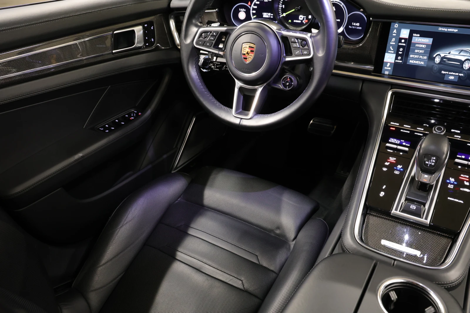 Porsche Panamera Turbo S E-Hybrid, снимка 10 - Автомобили и джипове - 56390621