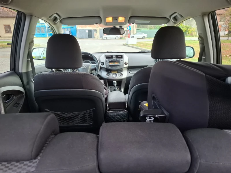 Toyota Rav4 2.2 d4d 150 к.с., снимка 11 - Автомобили и джипове - 52108292
