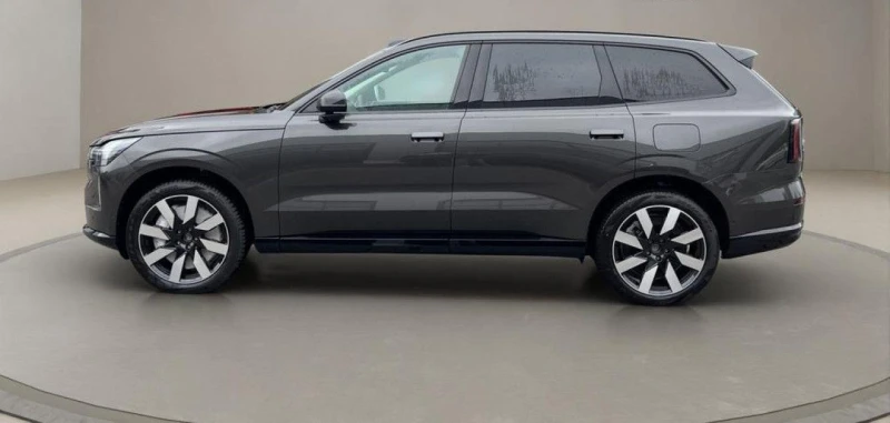 Volvo EX90 6+ 1* AWD* EXCLUSIVE* HEAD-UP* BOSE* DISTR* 360CAM, снимка 4 - Автомобили и джипове - 52411765