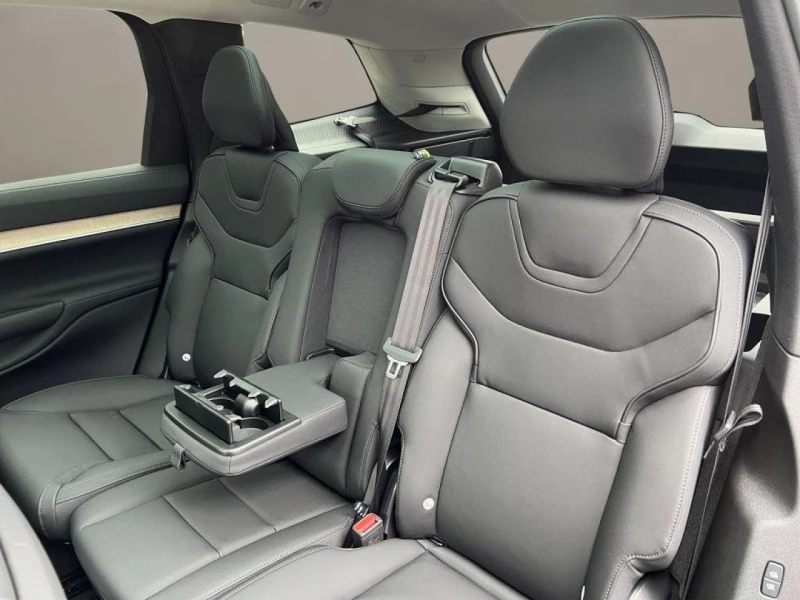 Volvo EX90 6+ 1* AWD* EXCLUSIVE* HEAD-UP* BOSE* DISTR* 360CAM, снимка 9 - Автомобили и джипове - 52411765