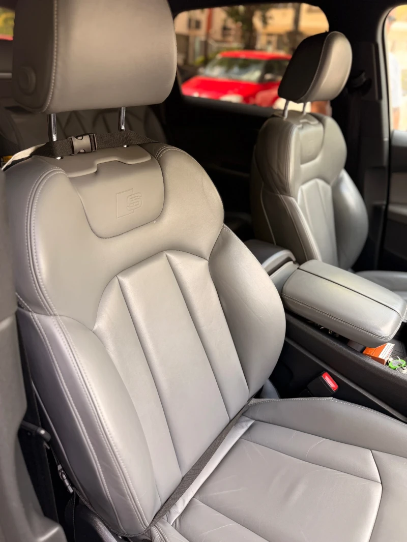 Audi Q7 Джип, снимка 8 - Автомобили и джипове - 53133229