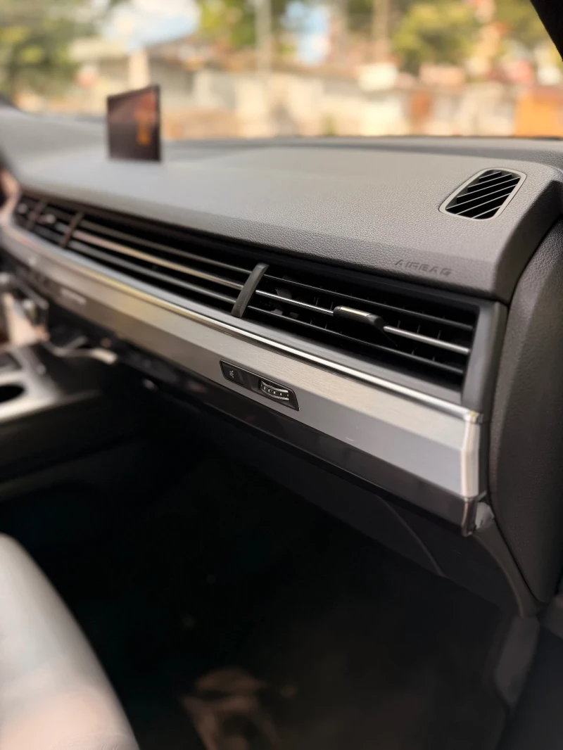 Audi Q7 Джип, снимка 11 - Автомобили и джипове - 53133229