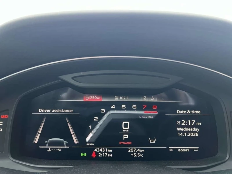 Audi SQ7 * quattro Premium Plus * CARFAX * БЕЗ ПЪРВОНАЧАЛНА, снимка 13 - Автомобили и джипове - 53163529