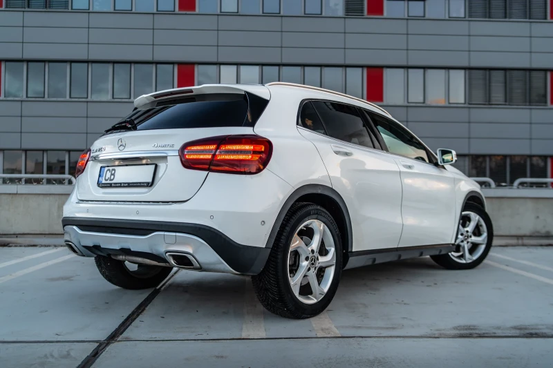 Mercedes-Benz GLA 250, снимка 3 - Автомобили и джипове - 53304323