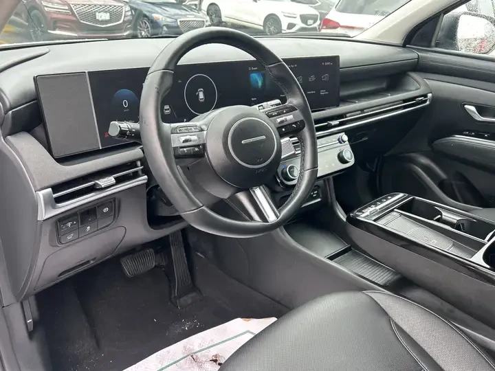 Hyundai Tucson, снимка 5 - Автомобили и джипове - 54651331