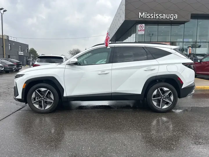 Hyundai Tucson, снимка 9 - Автомобили и джипове - 54651331