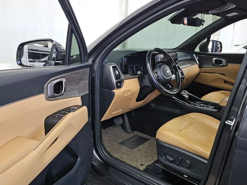Kia Sorento Diesel 2.2 2WD| 202к.с., снимка 10 - Автомобили и джипове - 56351490