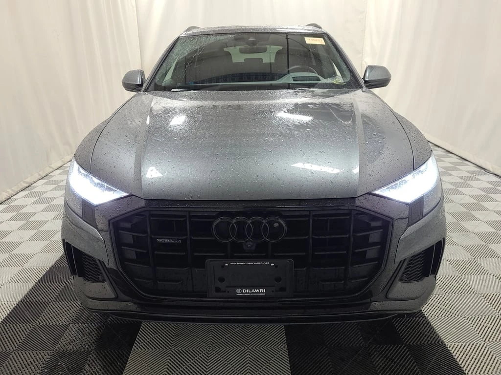 Audi Q8 * TECHNIK * CARFAX * БЕЗ ПЪРВОНАЧАЛНА ВНОСКА - изображение 2