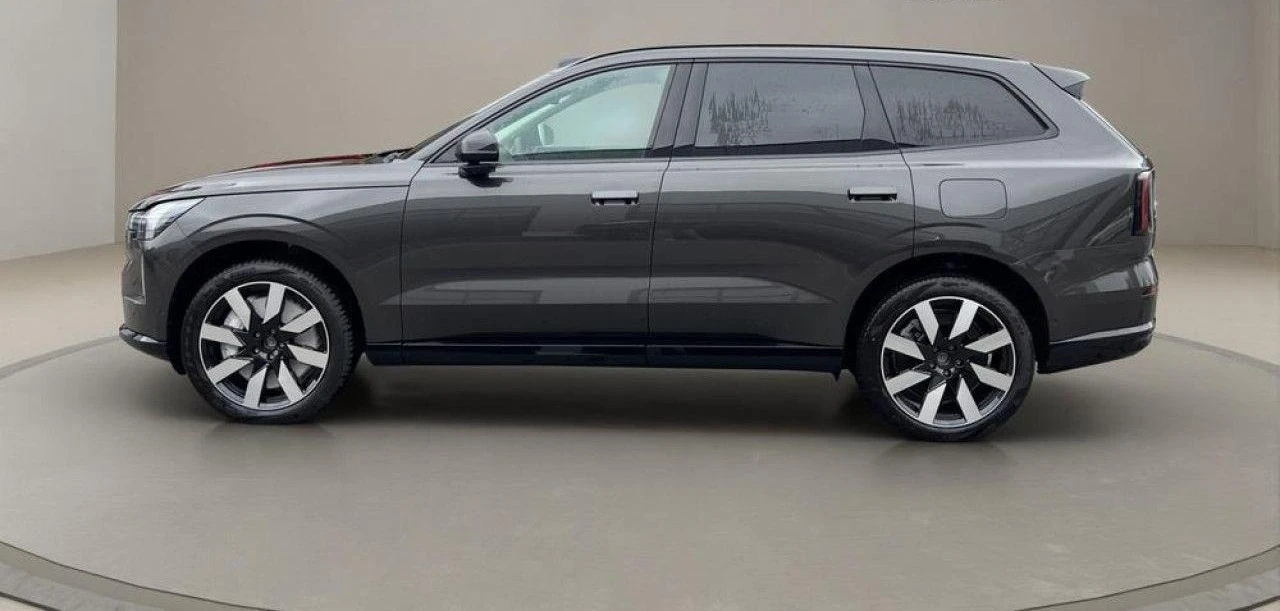 Volvo EX90 6+ 1* AWD* EXCLUSIVE* HEAD-UP* BOSE* DISTR* 360CAM - изображение 4