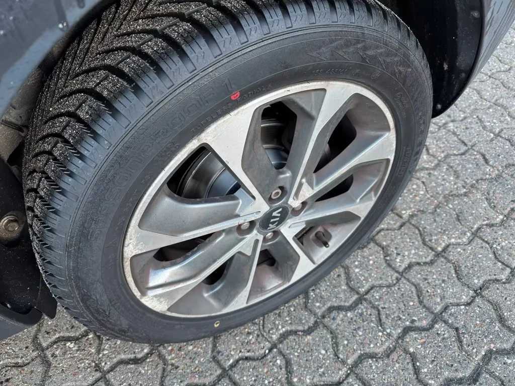 Kia Stonic 1.6d 110ps Vision - изображение 9