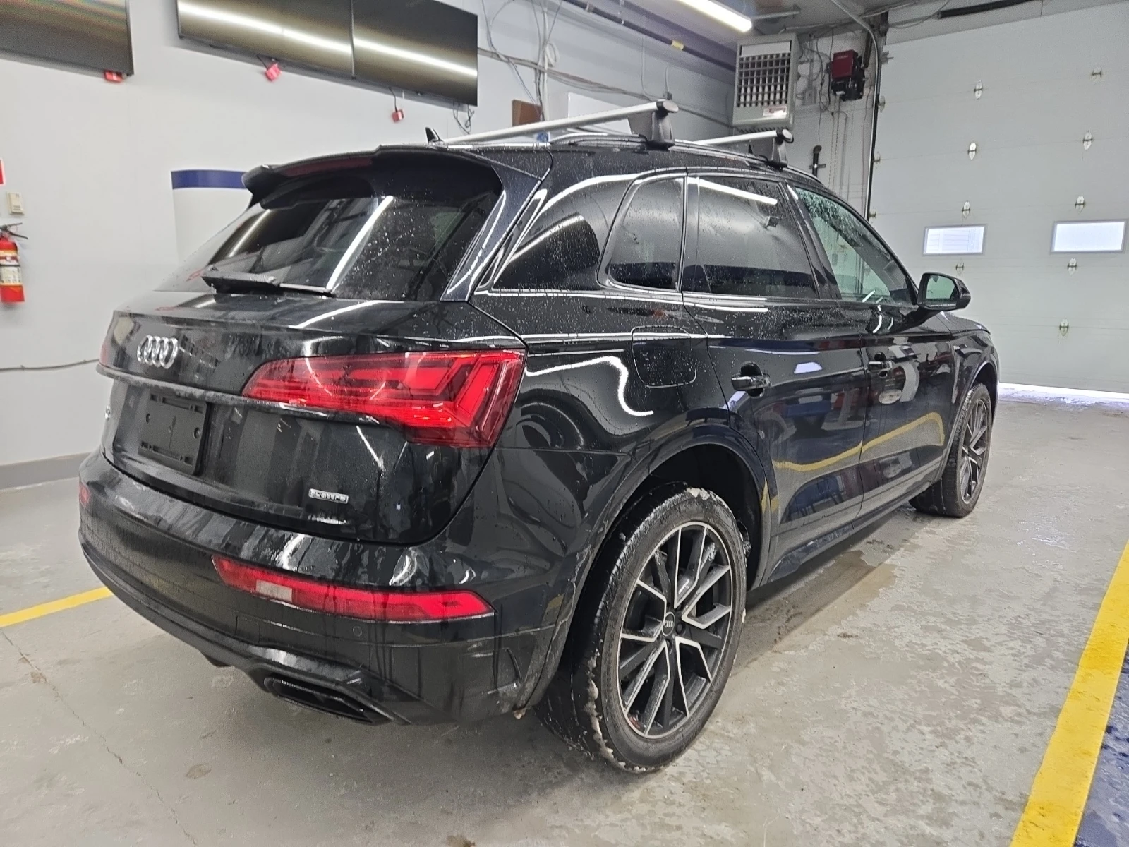 Audi Q5 * DISTRONIC* PROGRESSIV * CARFAX * ЦЕНА ДО БЪЛГАРИ - изображение 3