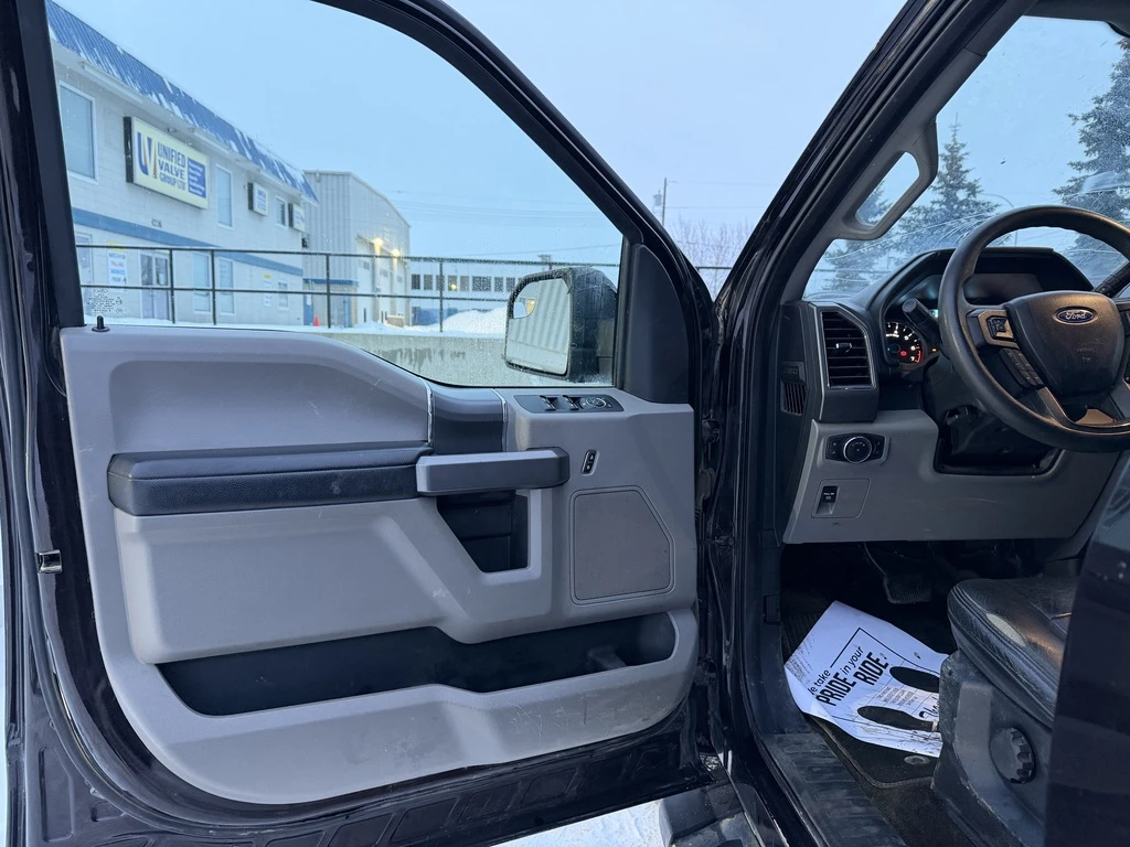 Ford F150 XLT 4WD SuperCrew 5.5' Box| Clean Carfax |  - изображение 9