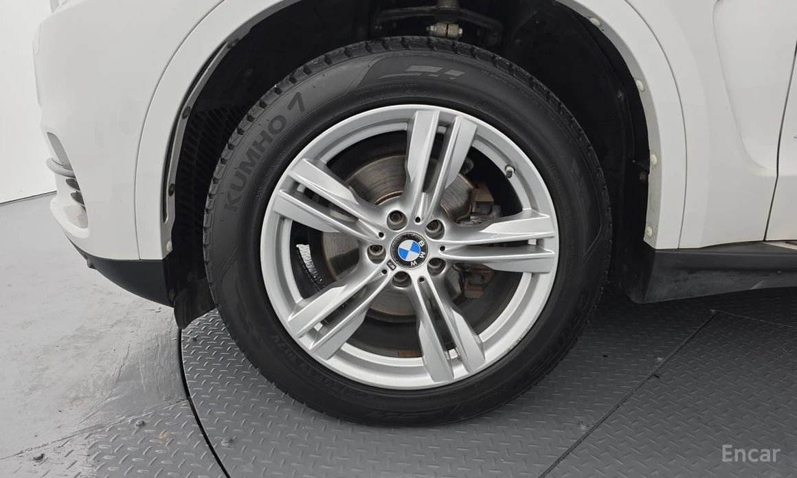 BMW X5  - изображение 5