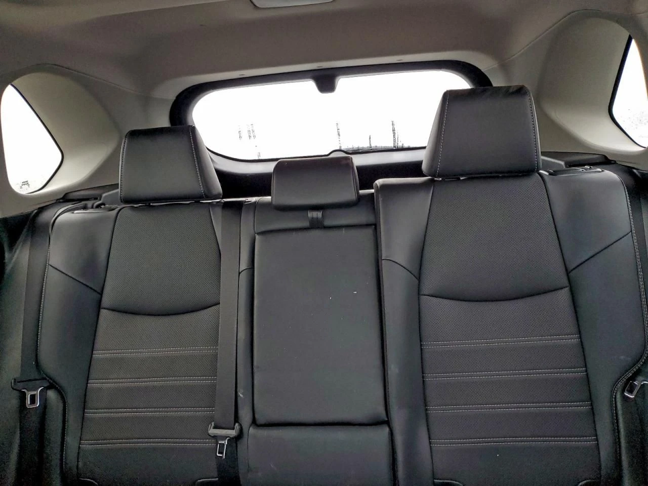 Toyota Rav4  - изображение 10