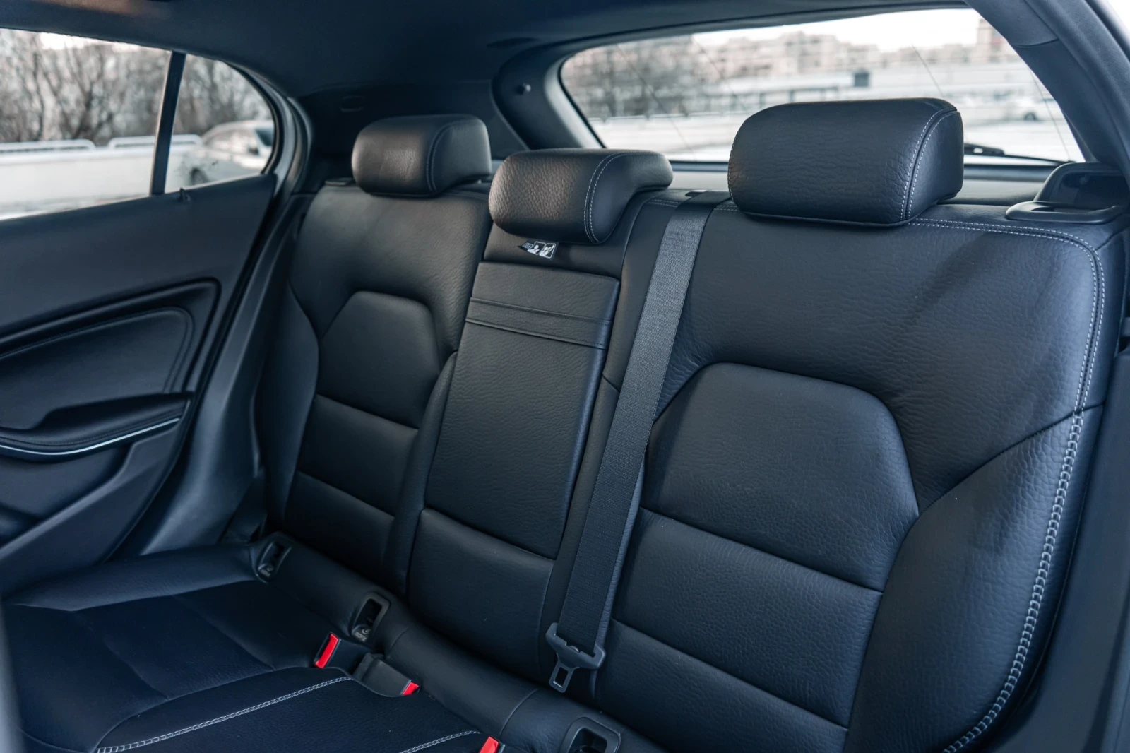 Mercedes-Benz GLA 250 | Mobile.bg � ����������� 12