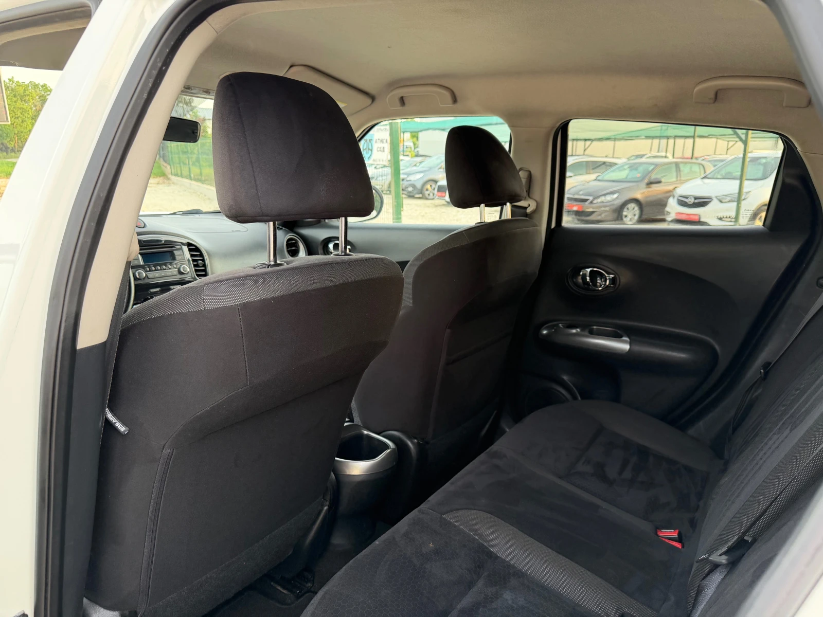 Nissan Juke 1.6i 16v/117p.s-Benzin/Euro 5, снимка 11 - Автомобили и джипове - 54696283