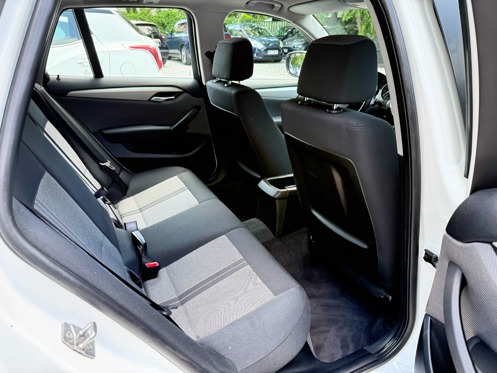 BMW X1 xDrivve 18d - 143к.с. - ОТЛИЧНО СЪСТОНИЕ!, снимка 10 - Автомобили и джипове - 54807977
