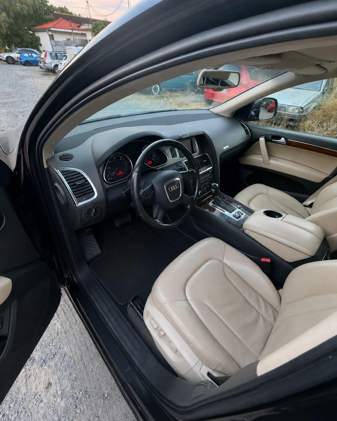 Audi Q7, снимка 4 - Автомобили и джипове - 55849937