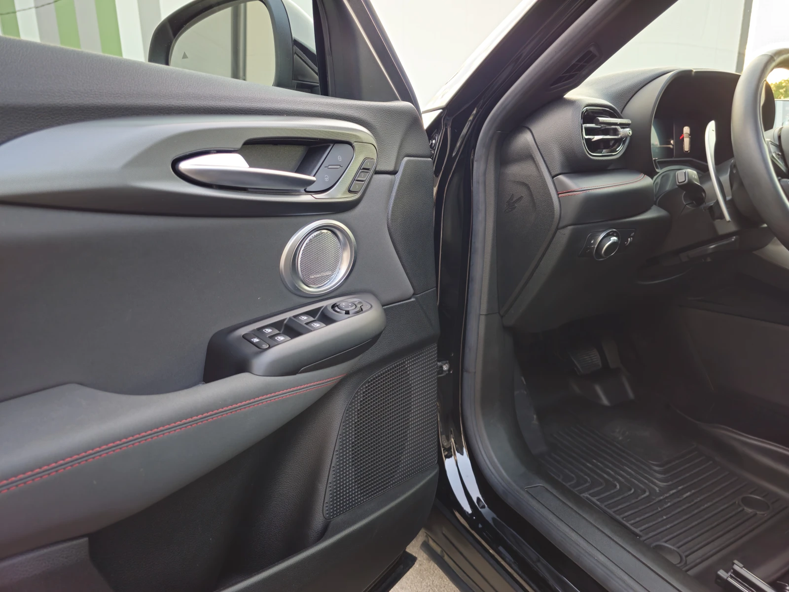 Dodge Durango HORNET R/T, снимка 11 - Автомобили и джипове - 56145034