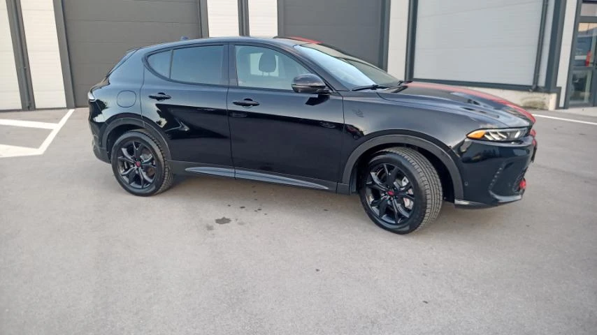 Dodge Durango HORNET R/T, снимка 4 - Автомобили и джипове - 56145034