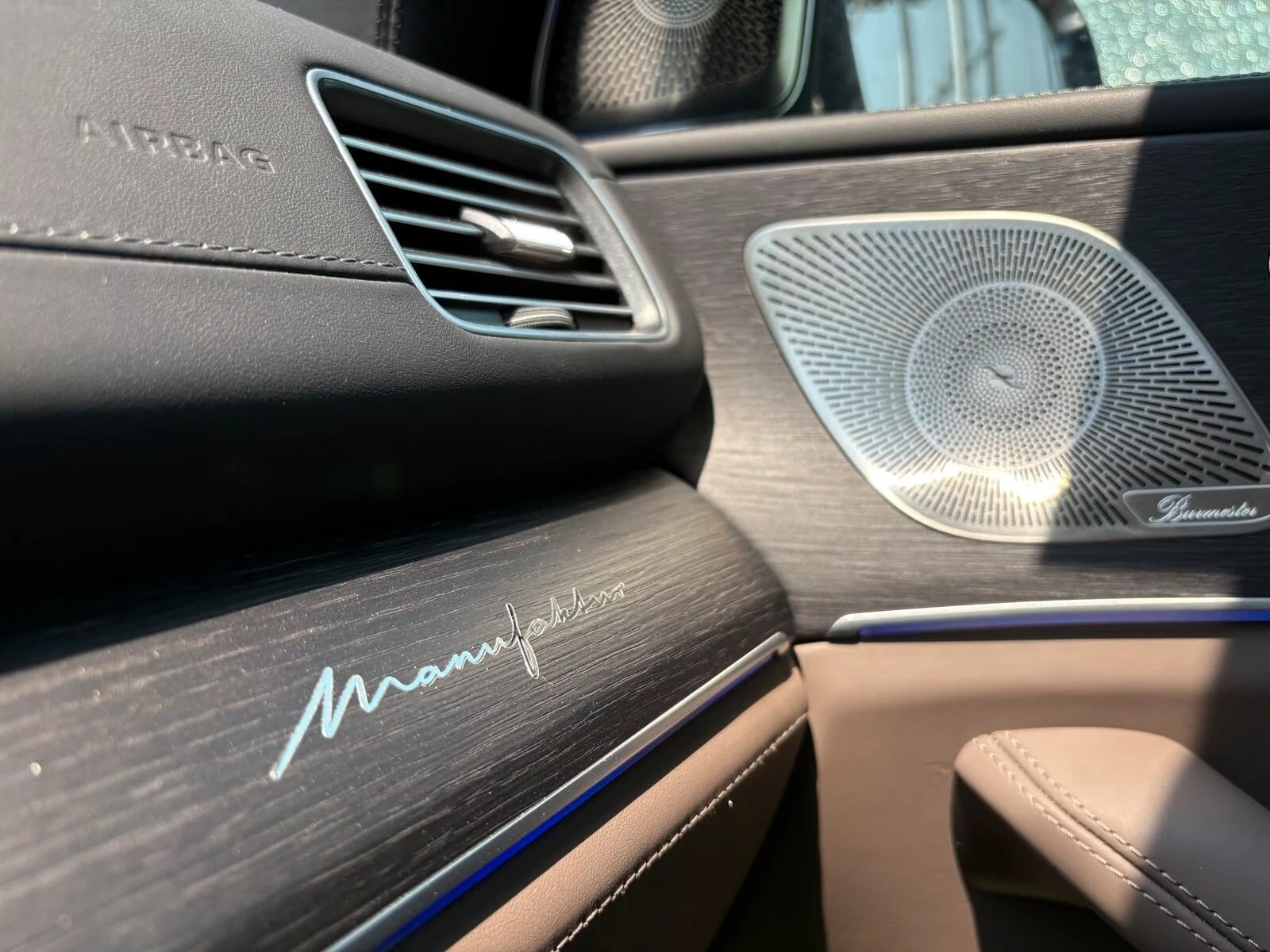 Mercedes-Benz GLS 600 MAYBACH TWO-TONE FIRST-CLASS E-ACTIVE-BODY MANUFAK, снимка 9 - Автомобили и джипове - 56414768