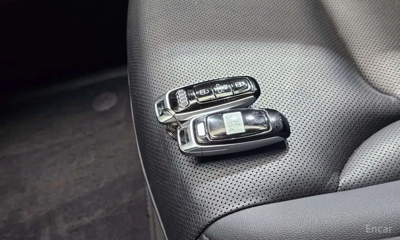 Audi Q7, снимка 16 - Автомобили и джипове - 56684985