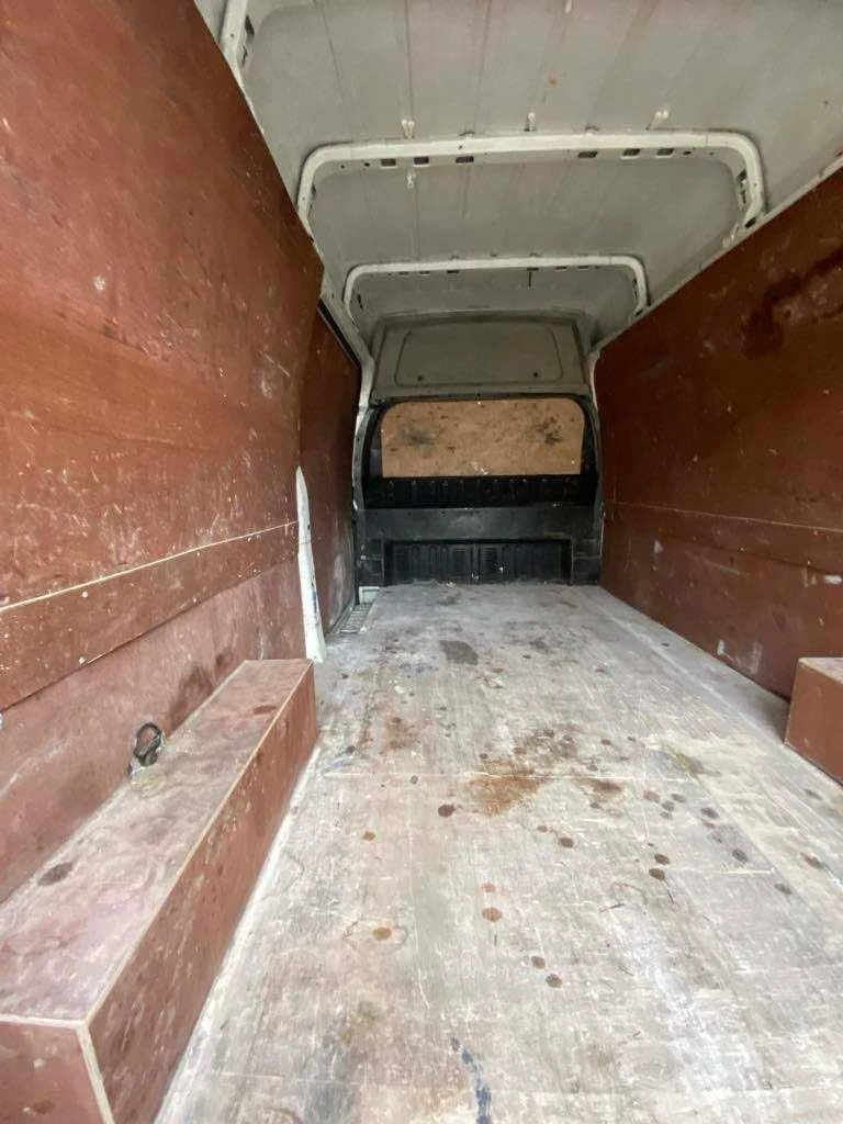 Ford Transit T350 - изображение 8