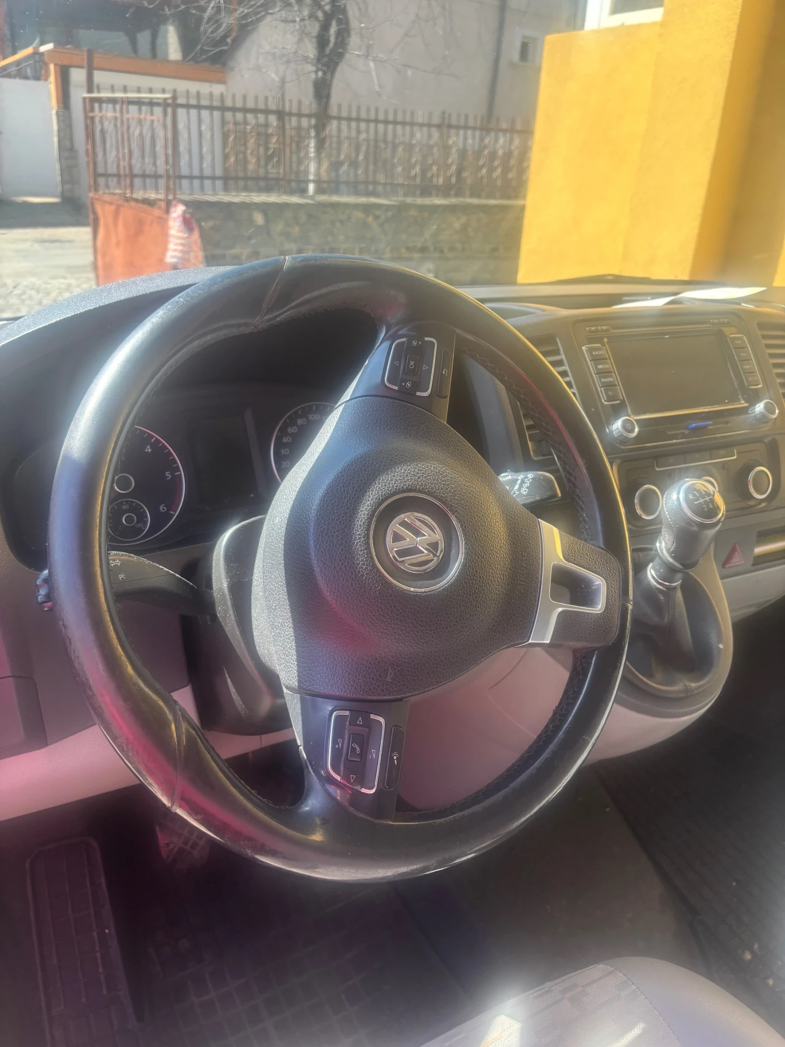 VW T5, снимка 7 - Бусове и автобуси - 53937524