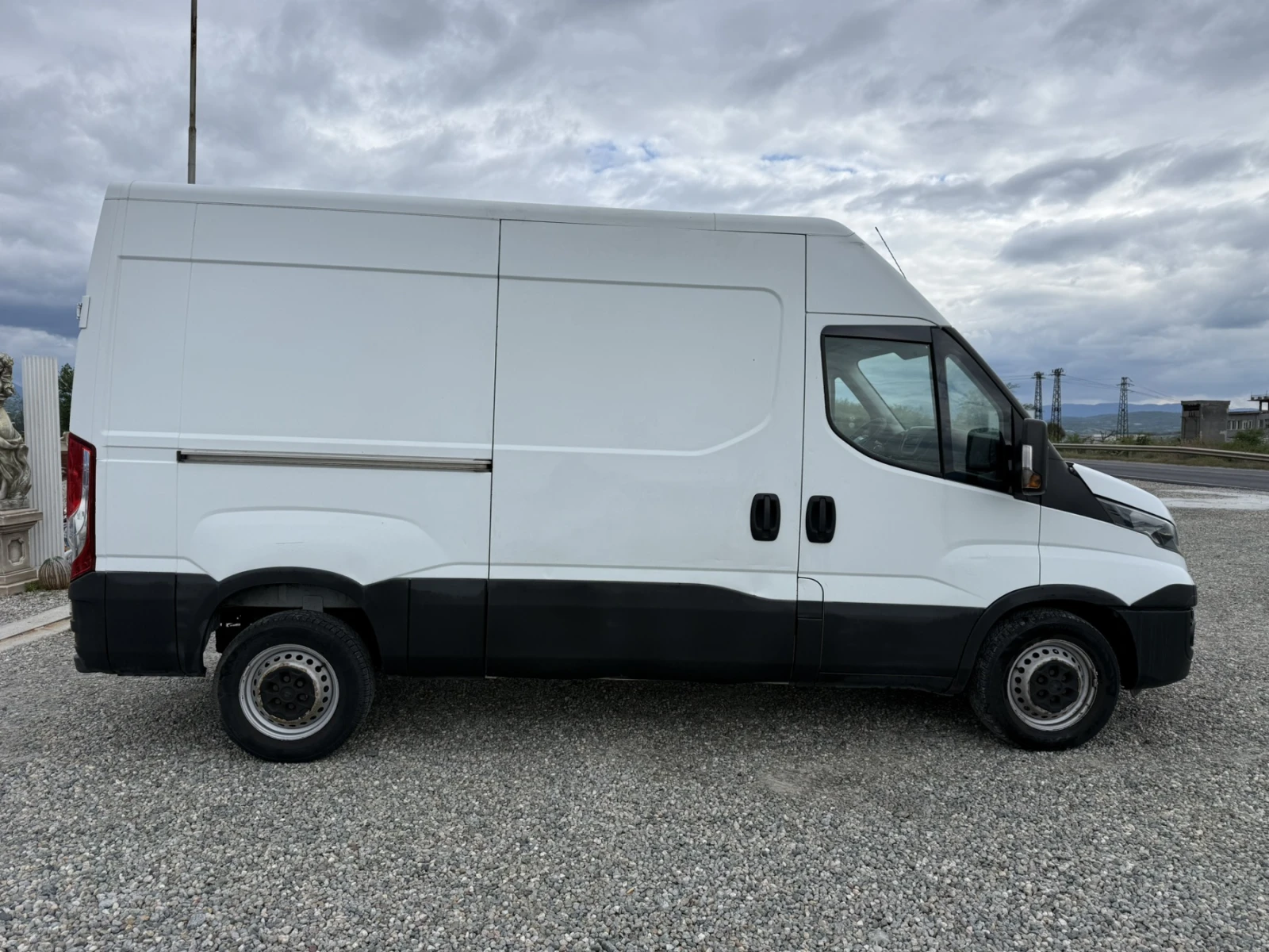 Iveco Daily 35-120, снимка 4 - Бусове и автобуси - 54395368
