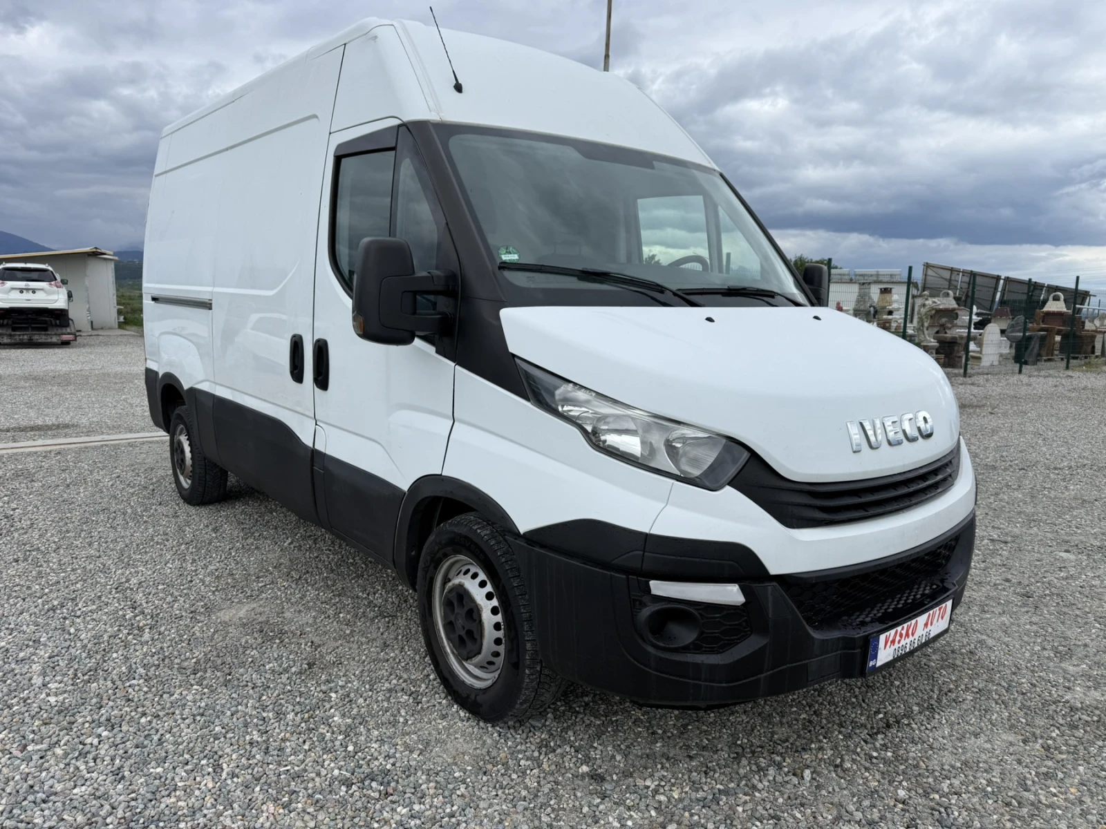 Iveco Daily 35-120, снимка 3 - Бусове и автобуси - 54395368