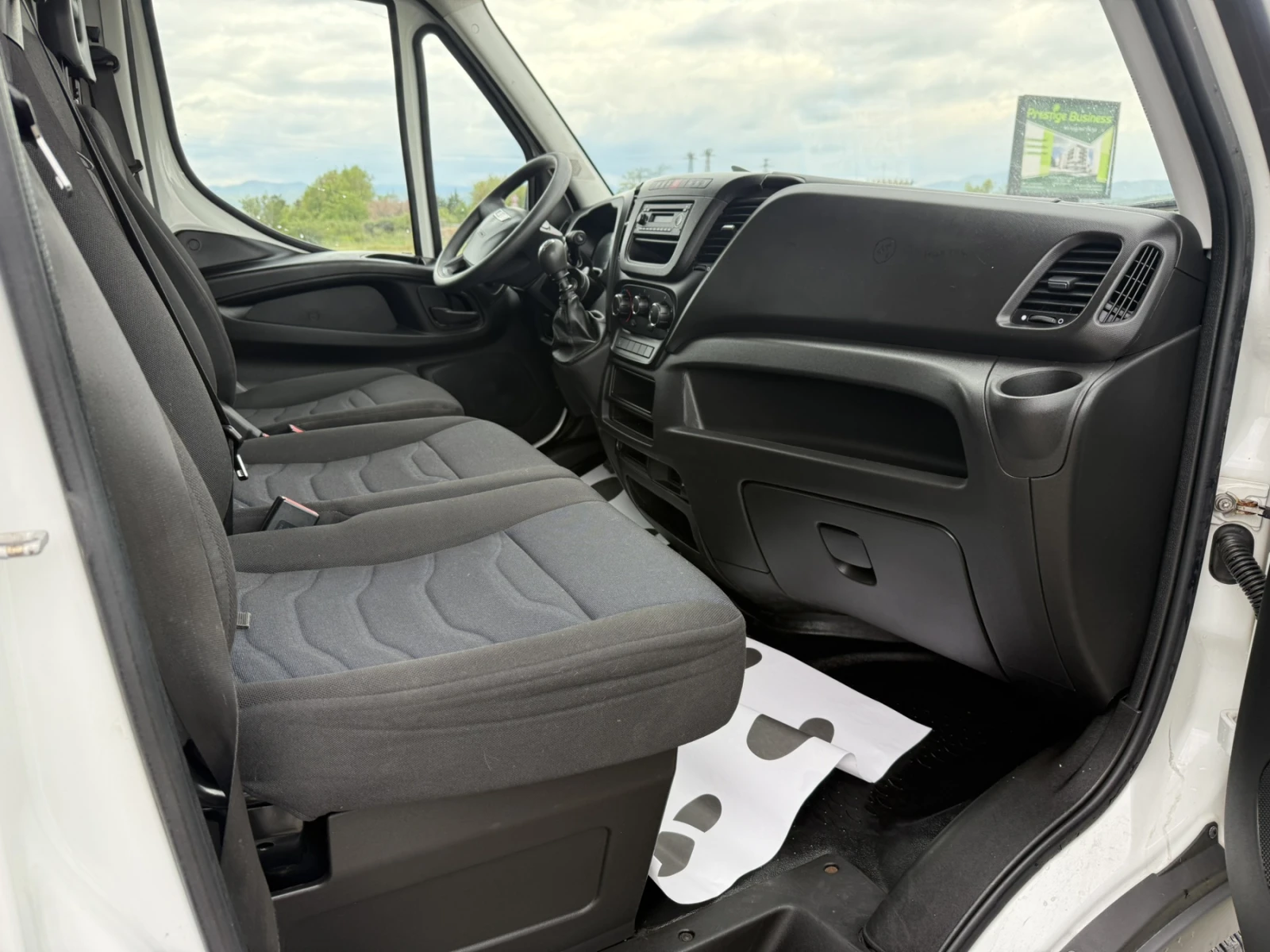 Iveco Daily 35-120, снимка 12 - Бусове и автобуси - 54395368