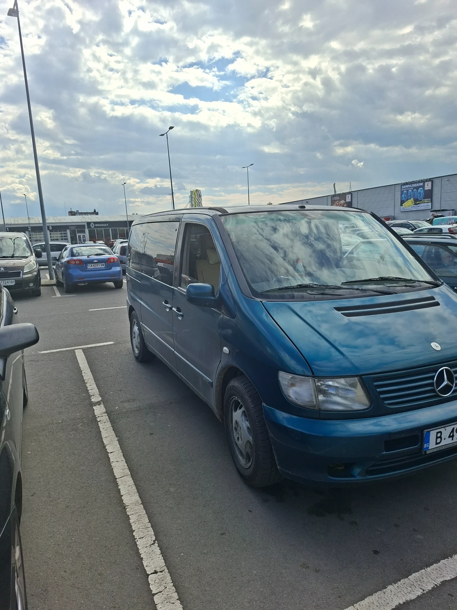 Mercedes-Benz V 220, снимка 2 - Бусове и автобуси - 54627574