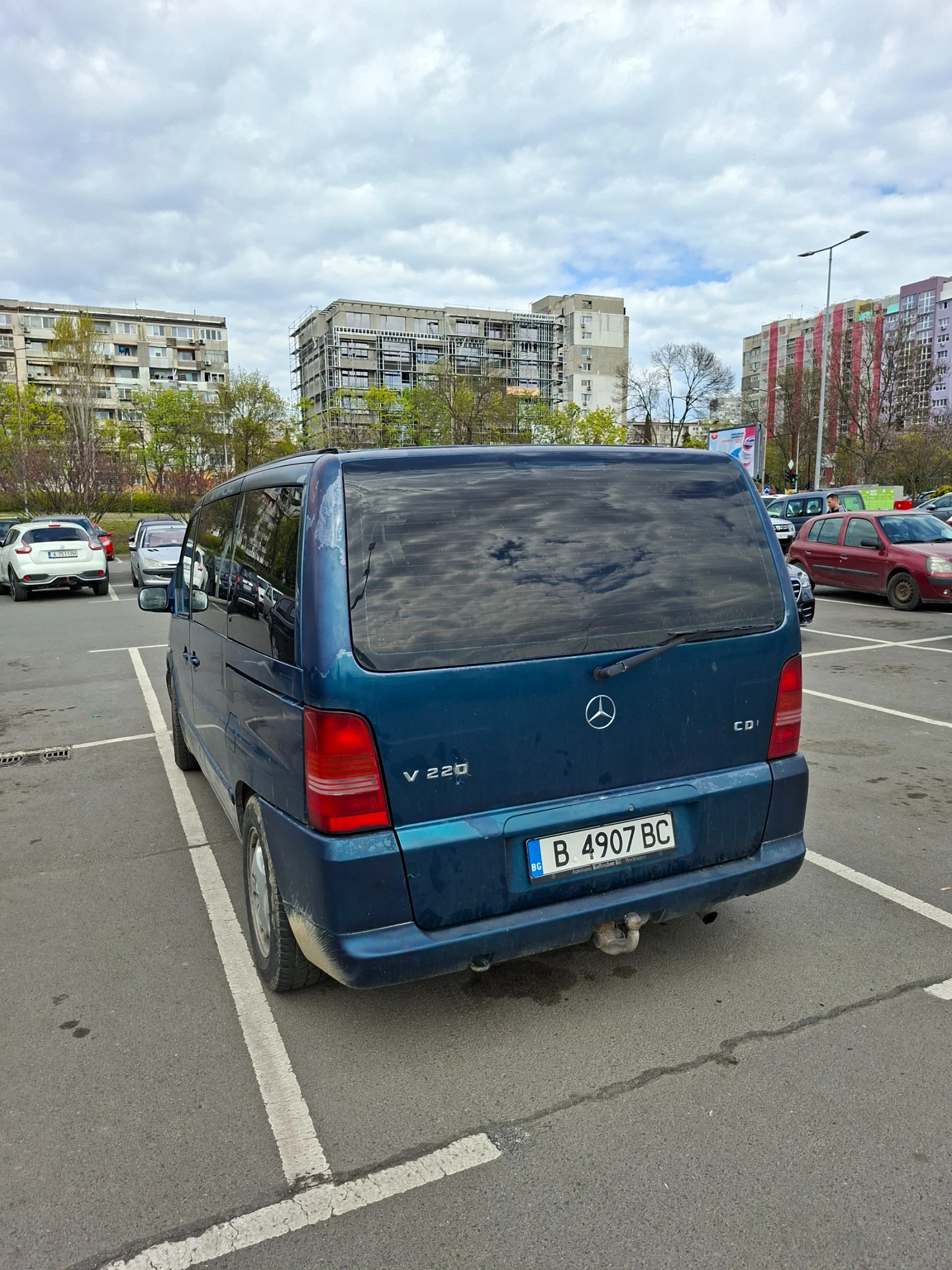 Mercedes-Benz V 220, снимка 9 - Бусове и автобуси - 54627574