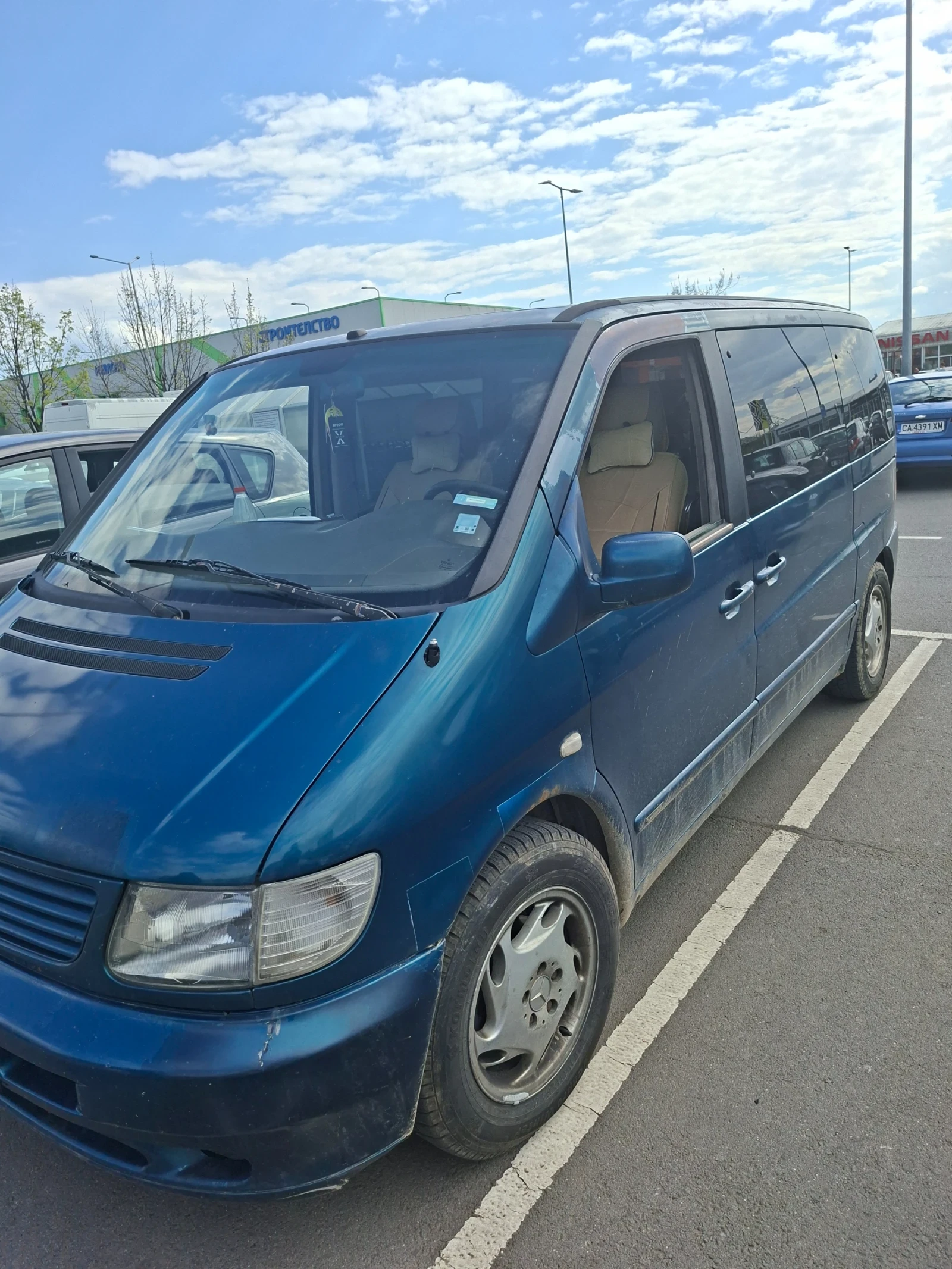 Mercedes-Benz V 220