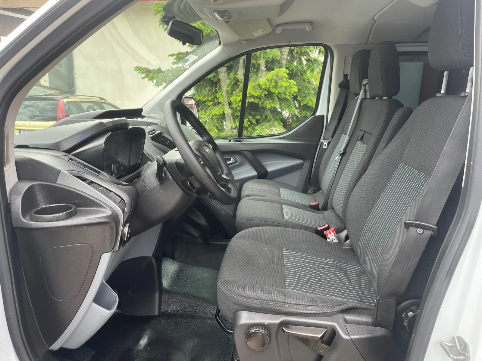Ford Transit Custom 2.2tdci/ 9места/ климатик , снимка 5 - Бусове и автобуси - 54715589