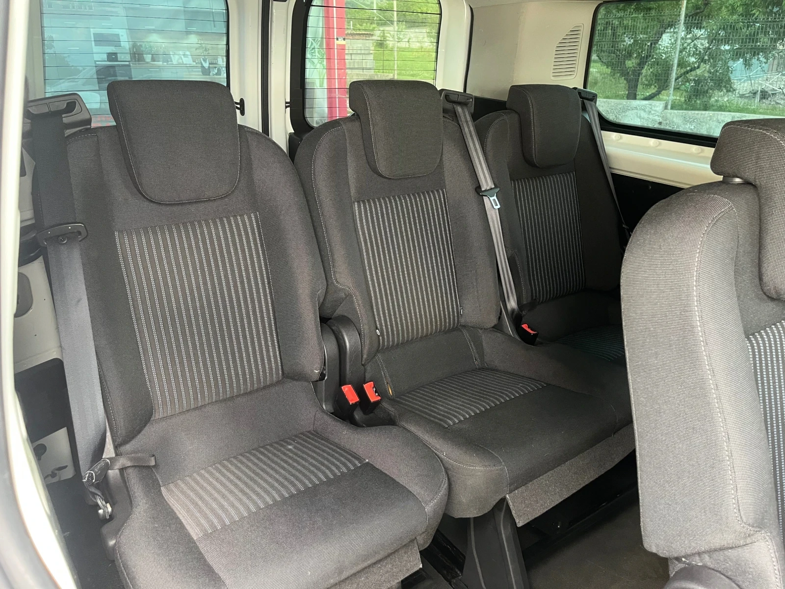 Ford Transit Custom 2.2tdci/ 9места/ климатик , снимка 8 - Бусове и автобуси - 54715589