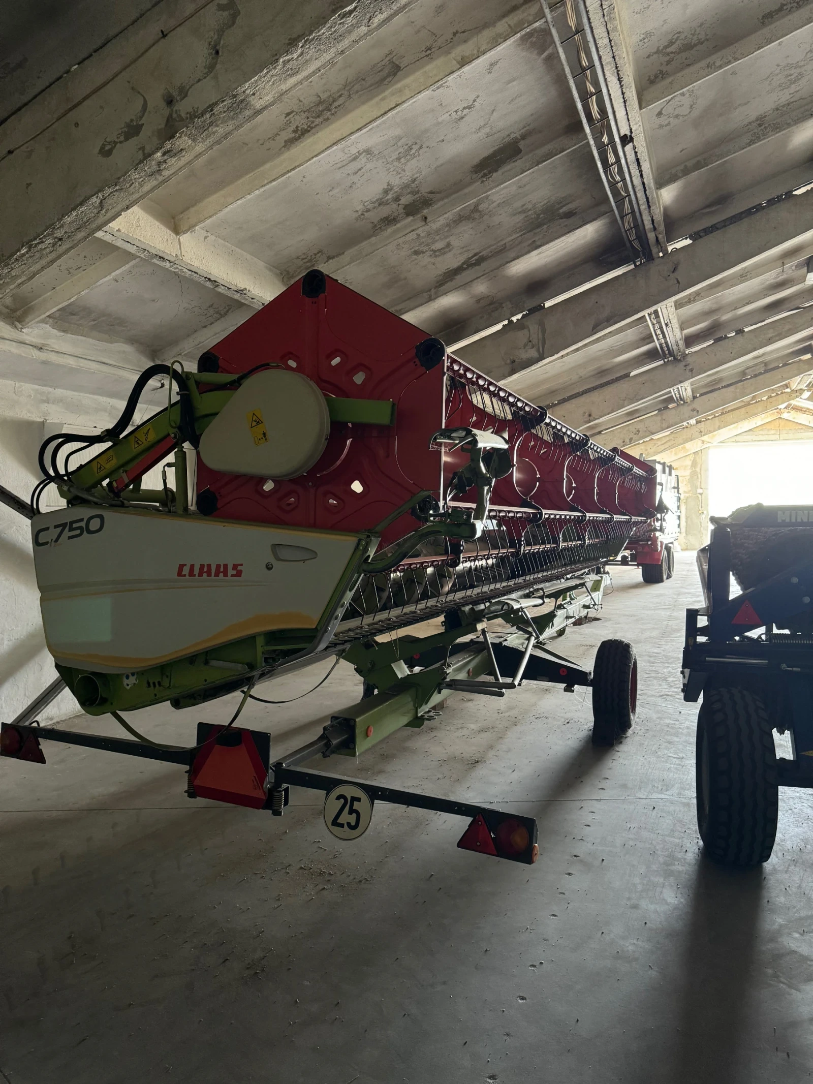 Комбайн Claas Lexion 650, снимка 8 - Селскостопанска техника - 53857391