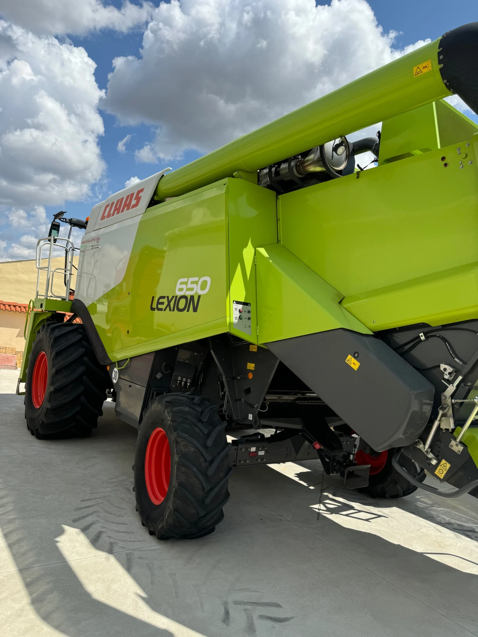 Комбайн Claas Lexion 650 | Auto.bg — изображение 1