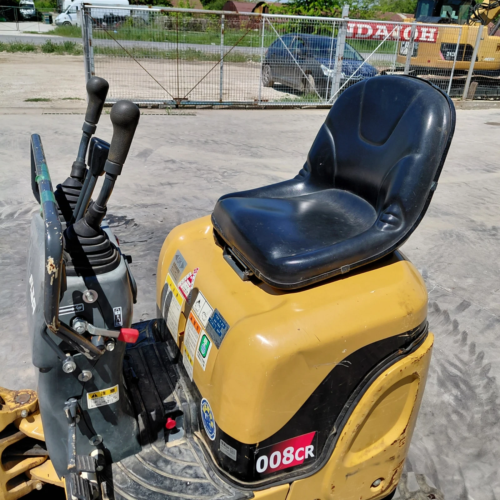 Багер Cat 008CR *  САМО НА 300 мч, КАТО НОВ * , снимка 10 - Индустриална техника - 52818424