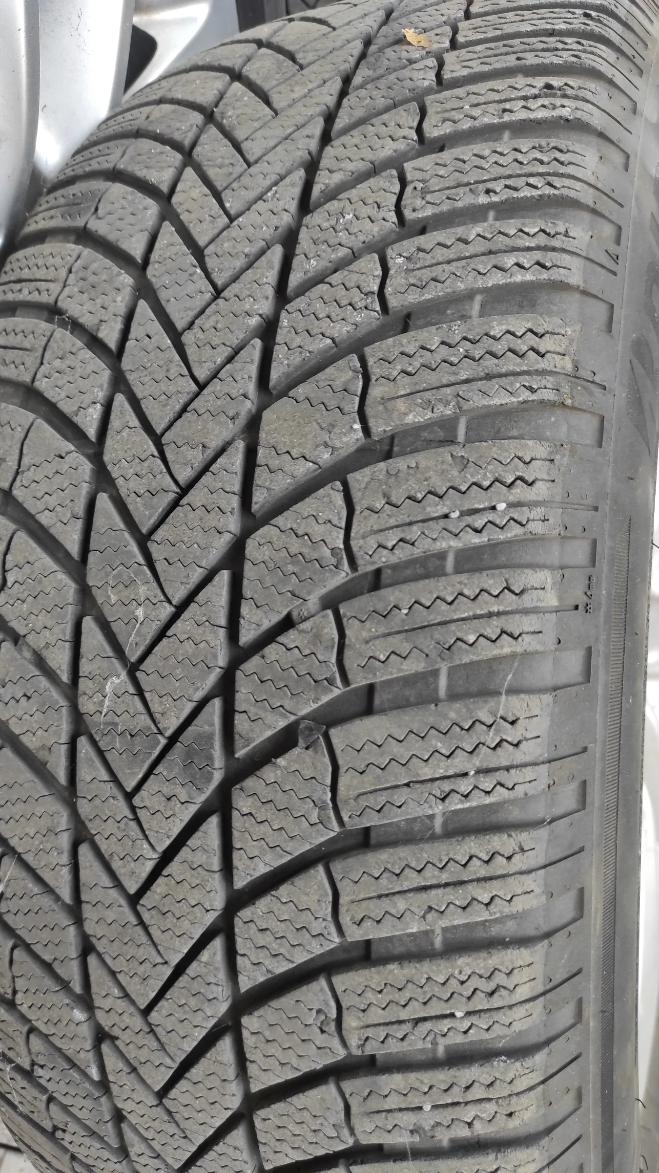 ���� � ������ 235/55R18 �� BMW X4 | Mobile.bg � ����������� 4