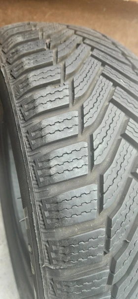 Гуми Зимни 205/55R16