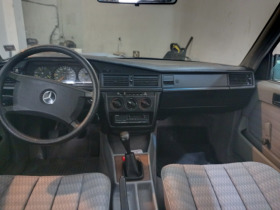 Mercedes-Benz 190 Е190, снимка 15