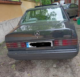 Mercedes-Benz 190 Е190, снимка 2