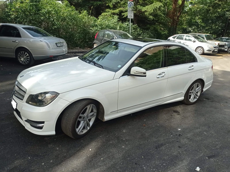 Mercedes-Benz C 300 3.5 V6 4matic AMG, снимка 3 - Автомобили и джипове - 46615342