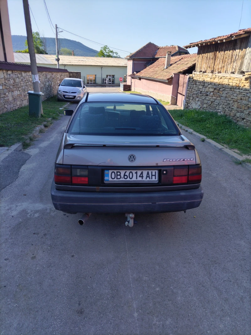 VW Passat, снимка 5 - Автомобили и джипове - 46495260