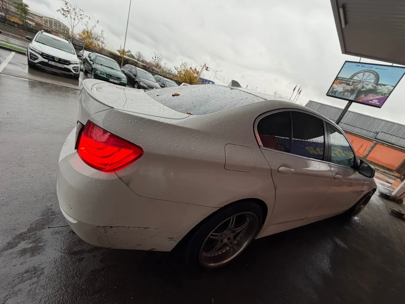 BMW 530 БАРТЕР* M* Sport* Снежно* БЯЛ, снимка 6 - Автомобили и джипове - 49900935